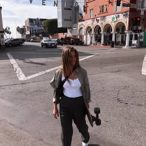 Meet your Posher, Julie